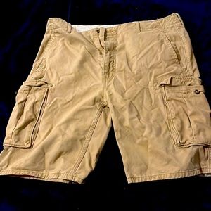 Levi’s Silvertab khaki tan cargo shorts 40 waist